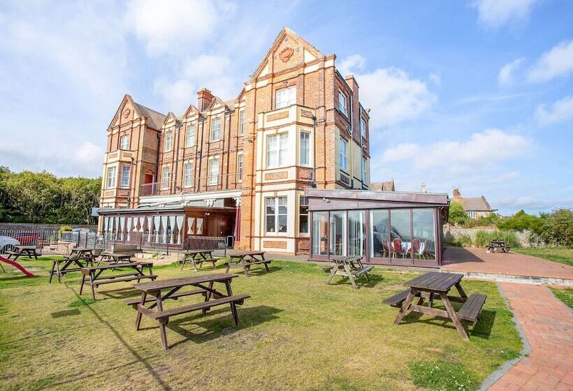 בית מלון כפרי The Manor