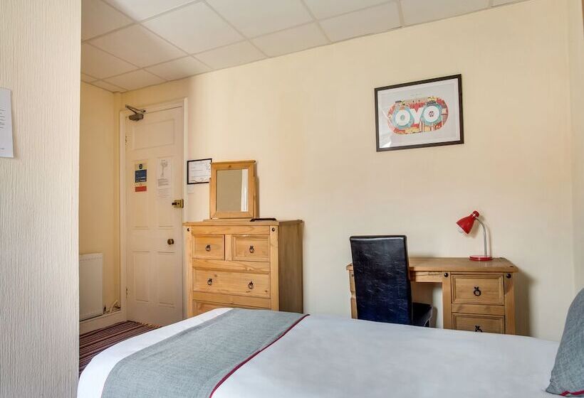 בית מלון כפרי The Manor