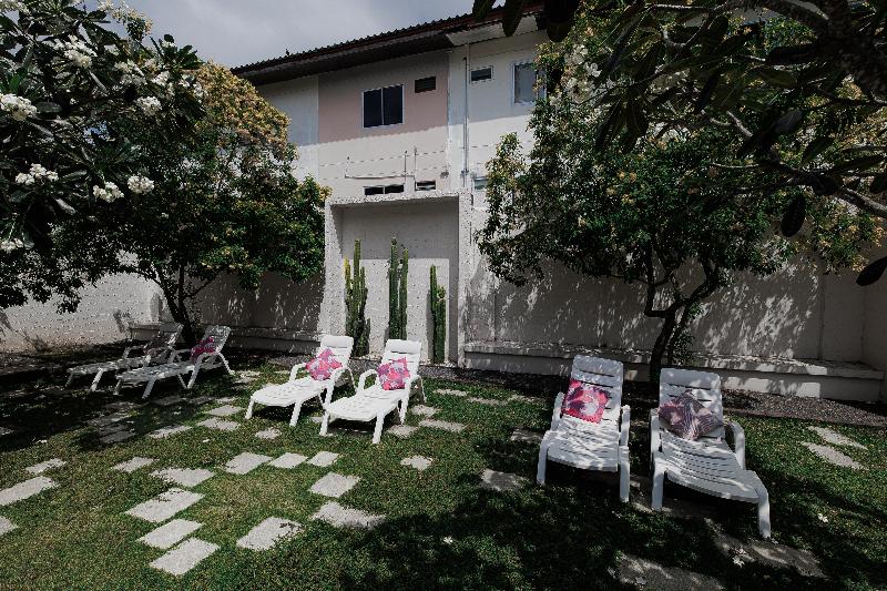 호텔 The Melody Phuket Sha Extra Plus