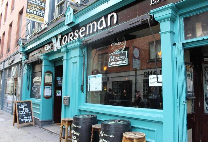 Отель The Norseman Temple Bar