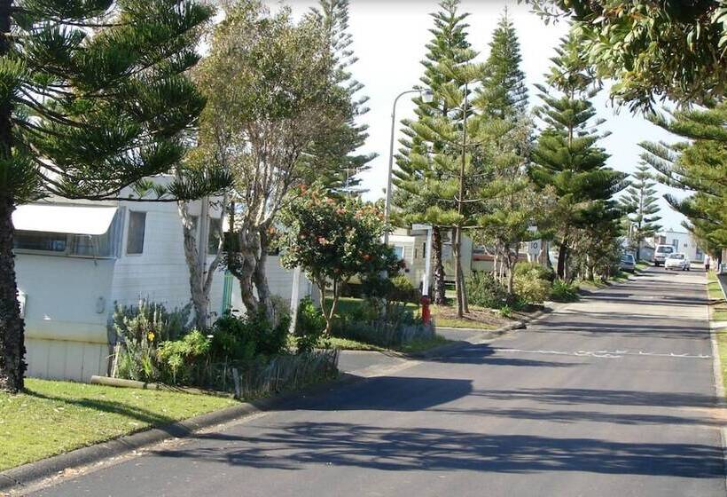 בית מלון כפרי Toowoon Bay Holiday Park