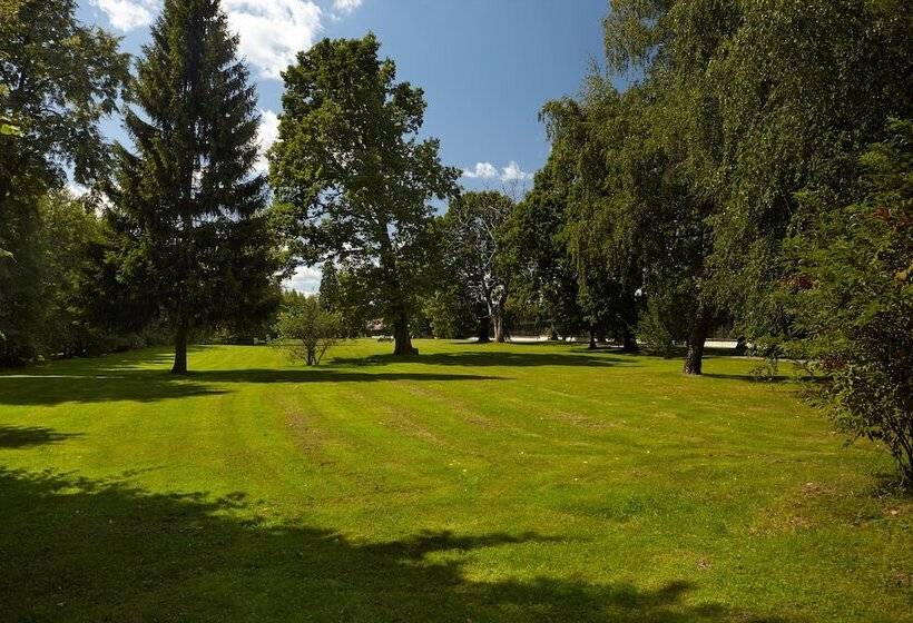 ホテル Velich Country Club