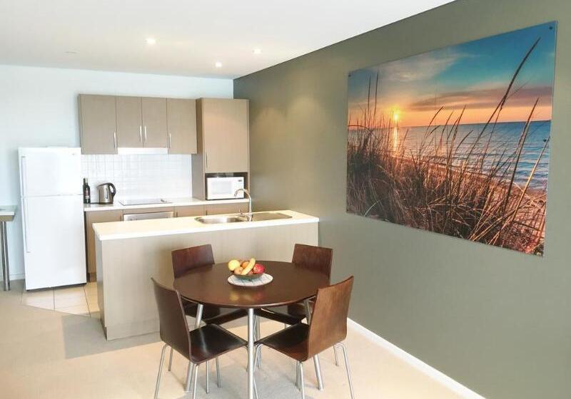 هتل Wallaroo Marina Apartments