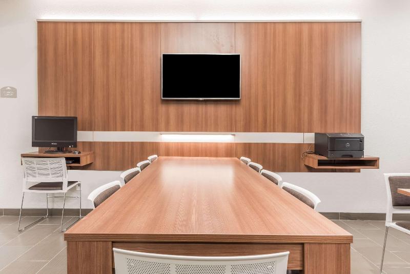 Microtel Inn & Suites By Wyndham Sweetwater