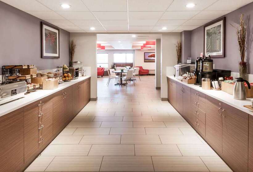 Microtel Inn & Suites By Wyndham Fort Saint John