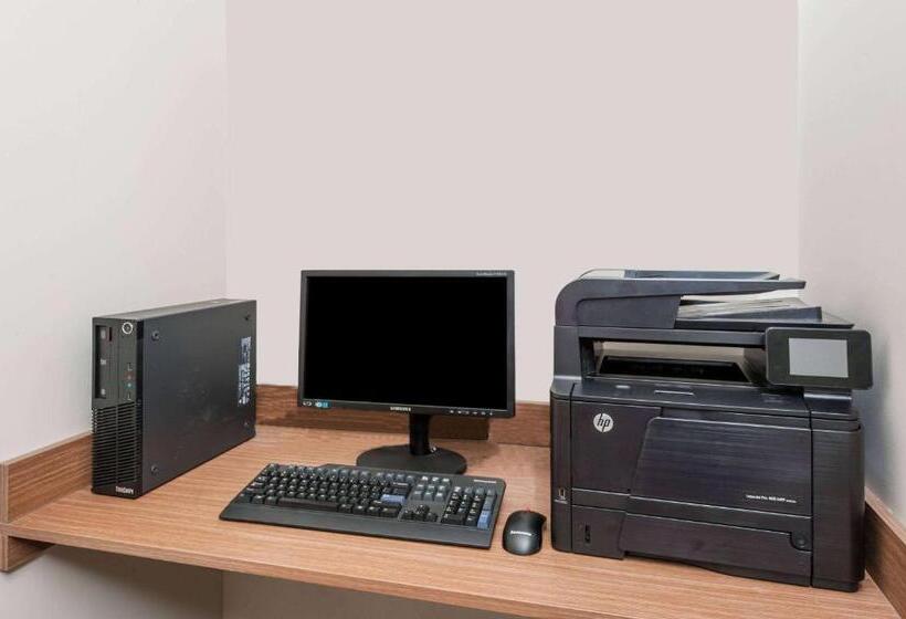 Microtel Inn & Suites By Wyndham Fort Saint John