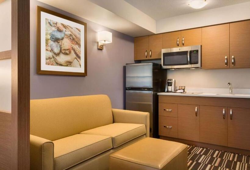 Microtel Inn & Suites By Wyndham Fort Saint John