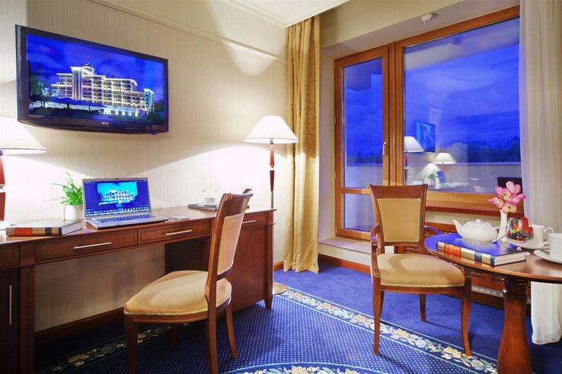 M'istra'l Hotel & Spa