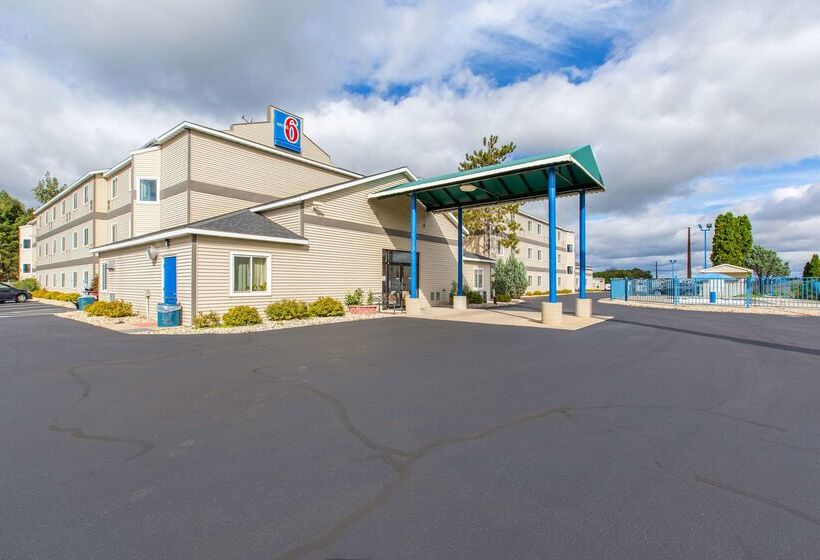Motel 6 Baraboo, Wi Lake Delton Wisconsin Dells