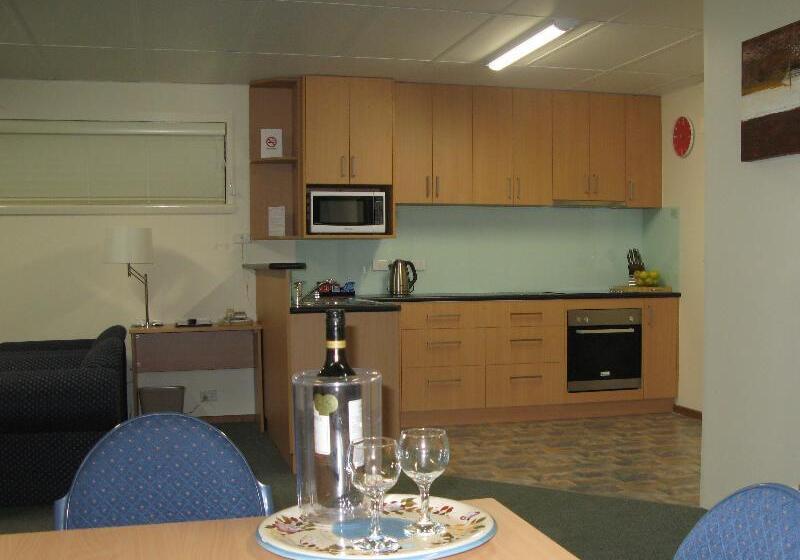 فندق على الطريق Barclay Motor Inn