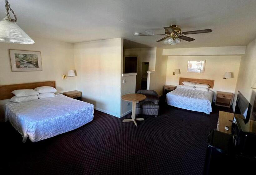 فندق على الطريق Rodeway Inn