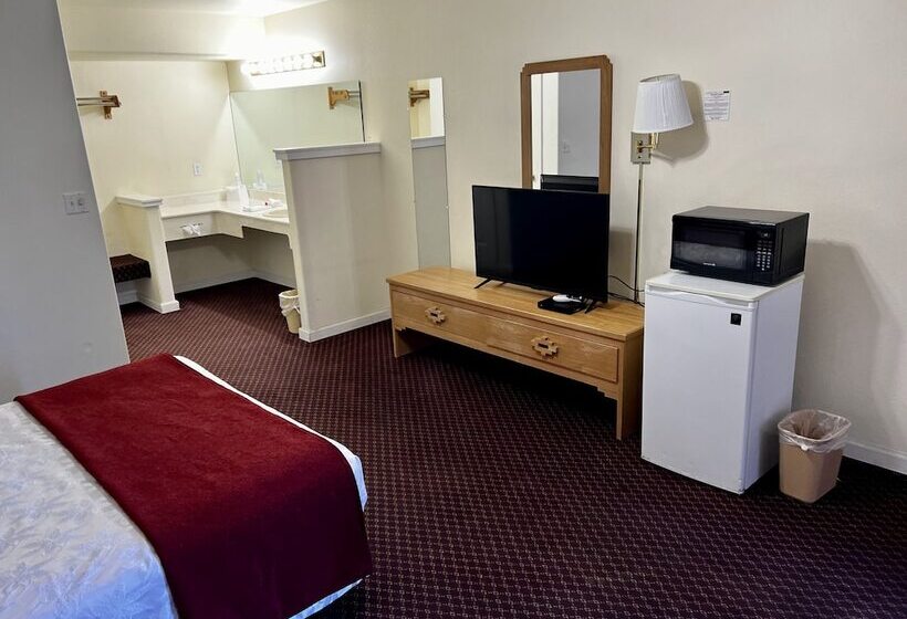 فندق على الطريق Rodeway Inn