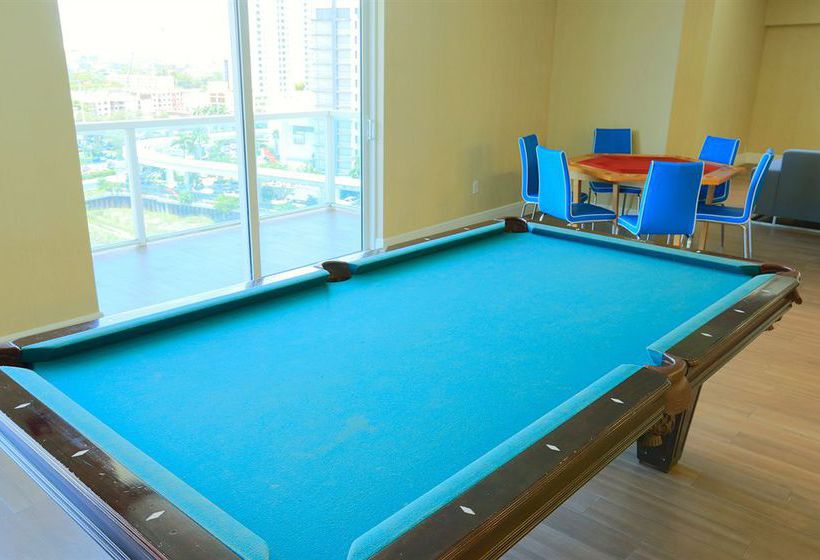 Pelican Residence at One Broadway