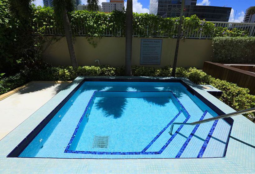 Pelican Residence at One Broadway