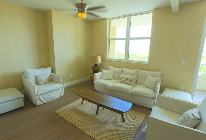 Pelican Residence at One Broadway