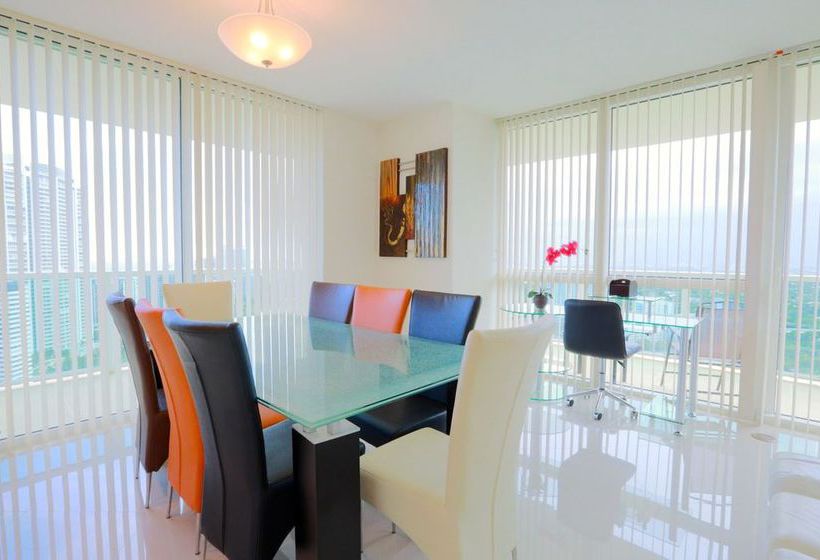 Pelican Residence at One Broadway