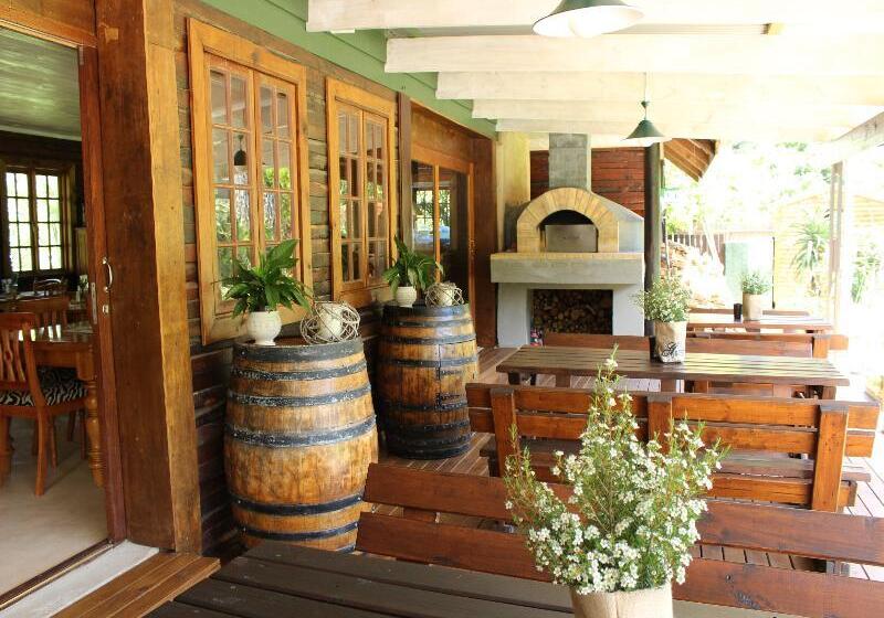 膳宿费 Blackwaters River Lodge