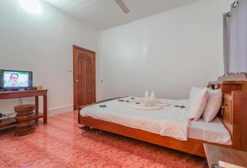 Пансион Five Rose Siem Reap Hostel