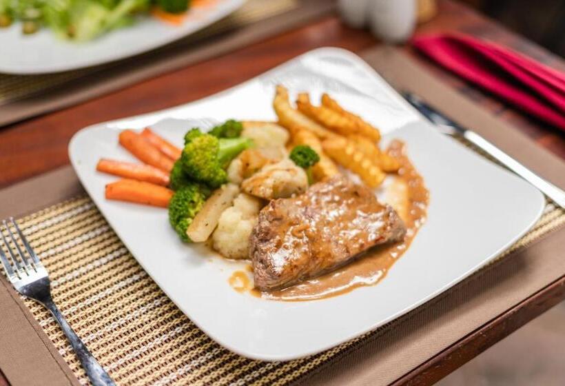 Пансион Five Rose Siem Reap Hostel