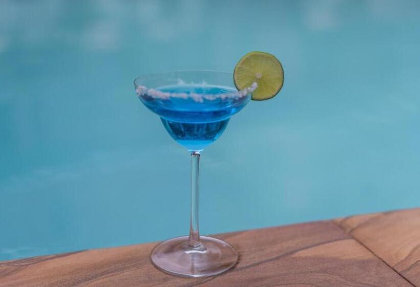 پانسیون Five Rose Siem Reap Hostel