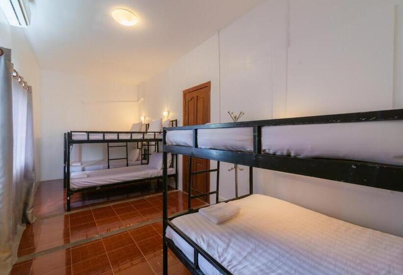 Пансион Five Rose Siem Reap Hostel