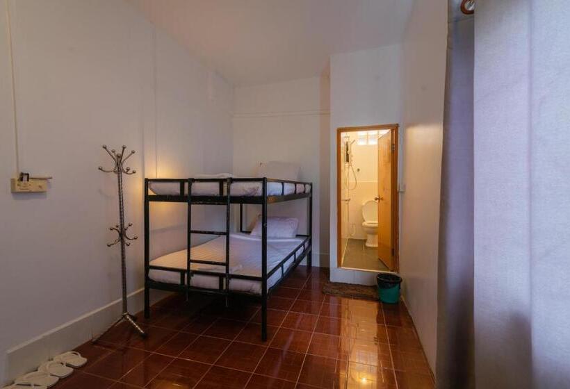 Пансион Five Rose Siem Reap Hostel