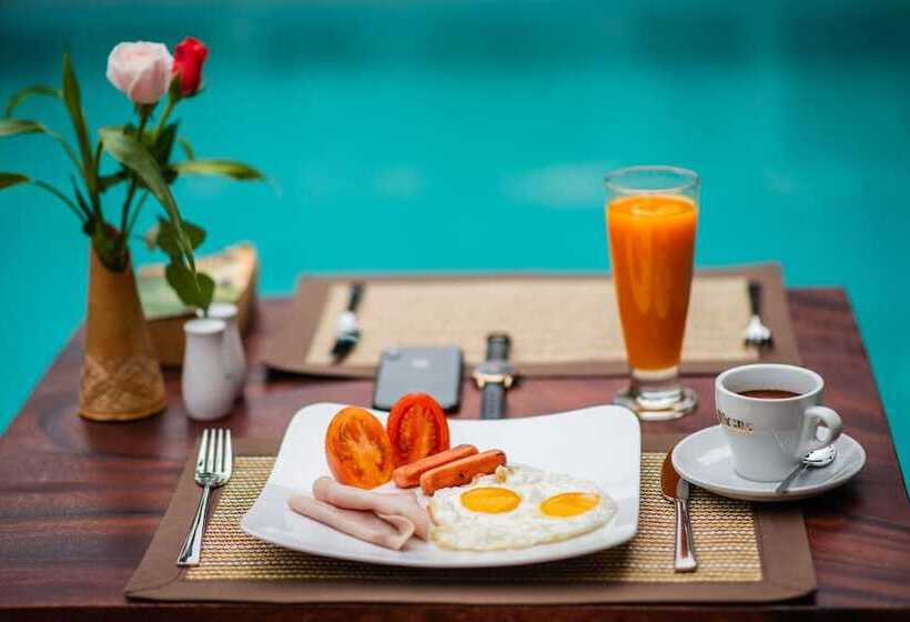 پانسیون Five Rose Siem Reap Hostel