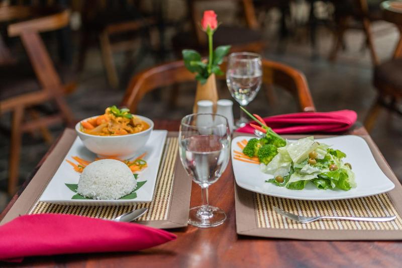 Пансион Five Rose Siem Reap Hostel