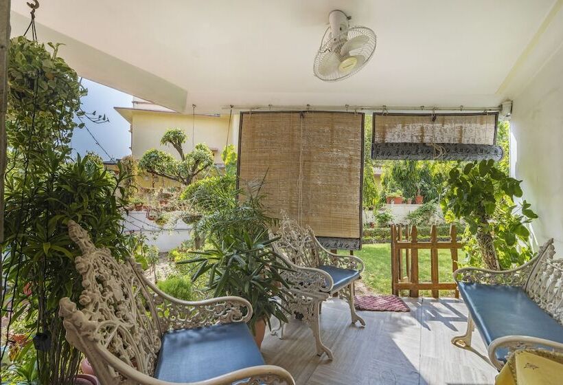 Пансион Girisadan Homestay