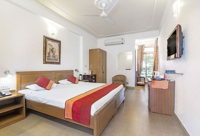 Пансион Girisadan Homestay