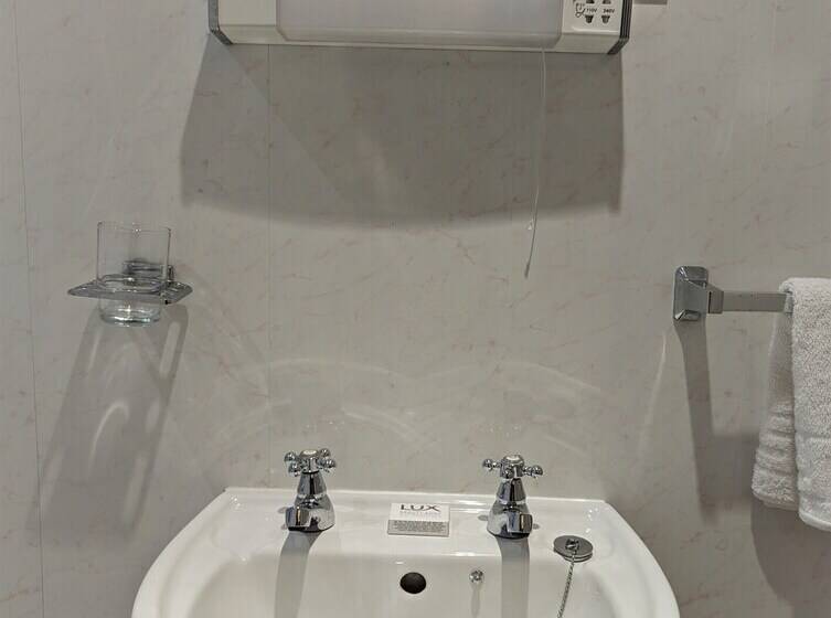 بنسيون The Senarth