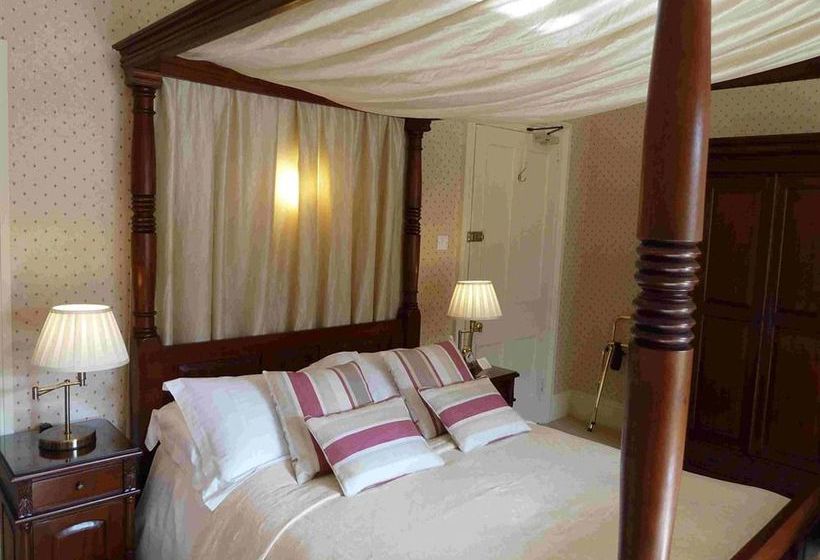 پانسیون Cockington Cottages