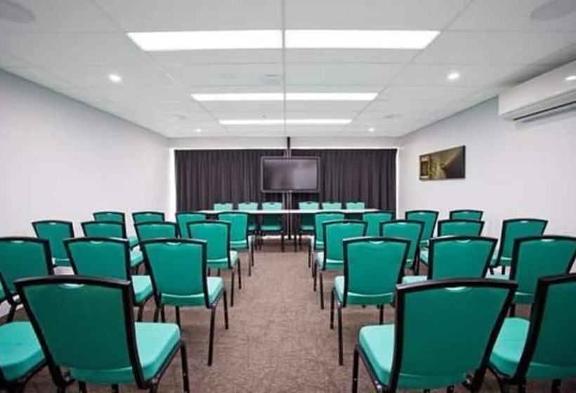 Quest Mackay On Gordon