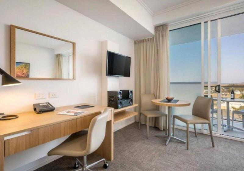 Quest Mackay On Gordon