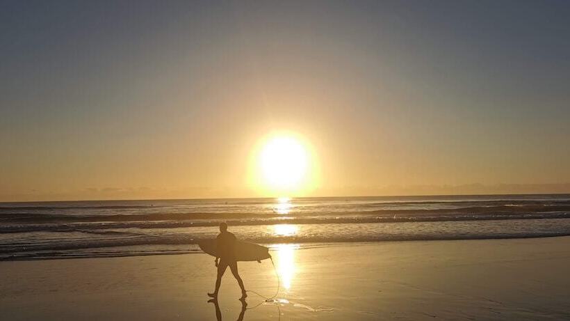 Surfers Hawaiian Holiday Apartments