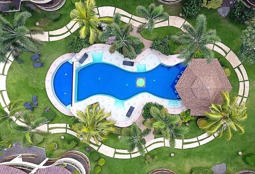 Vida Homes Condo Resort