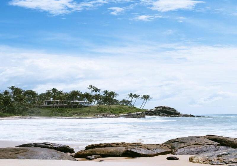 Anantara Peace Haven Tangalle Resort