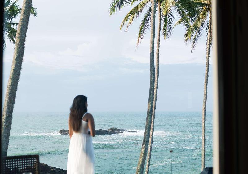 Anantara Peace Haven Tangalle Resort