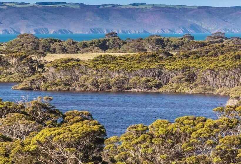 تختخواب و صبحانه Sea Dragon Kangaroo Island