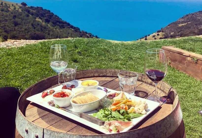 تختخواب و صبحانه Sea Dragon Kangaroo Island