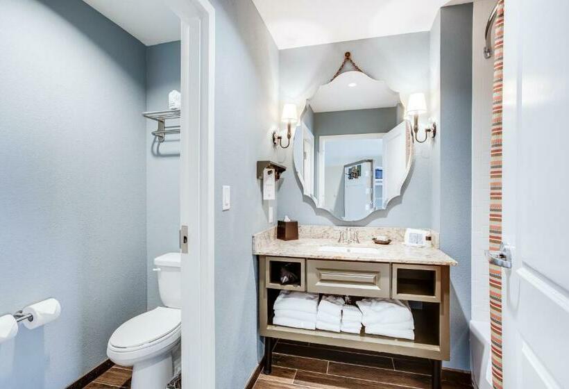 Dollywood's Dreammore Resort And Spa