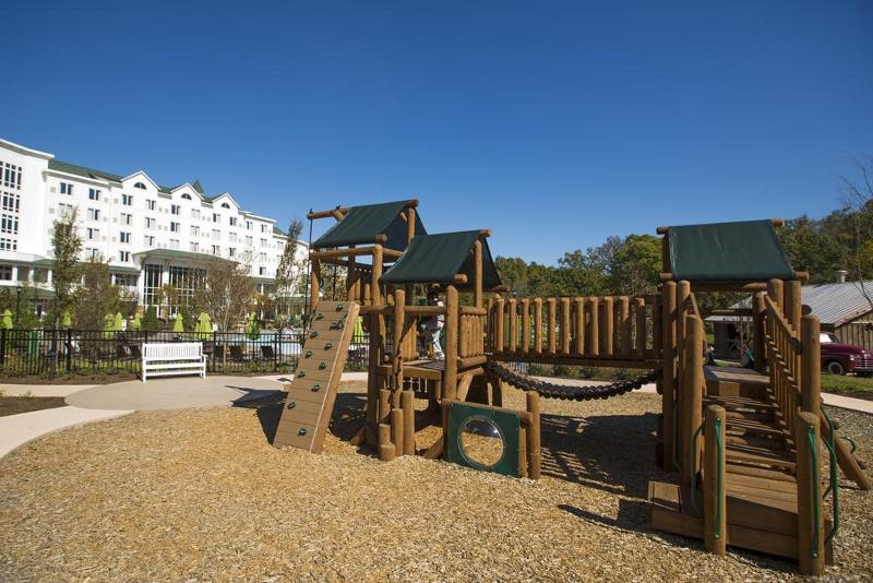 Dollywood's Dreammore Resort And Spa