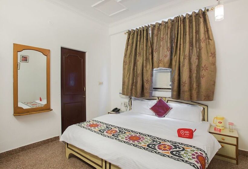 פונדק Oyo Rooms Raja Park