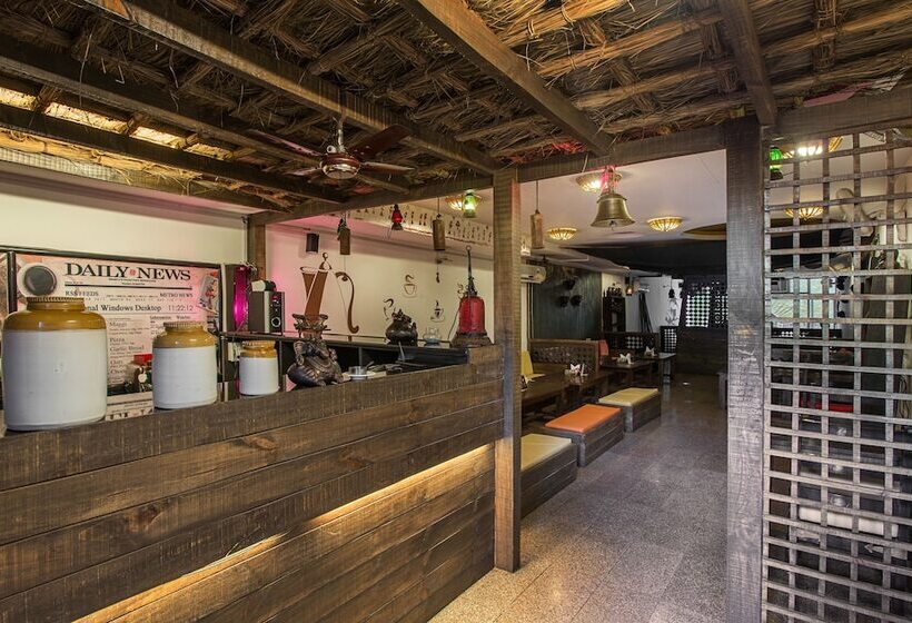 פונדק Oyo Rooms Raja Park