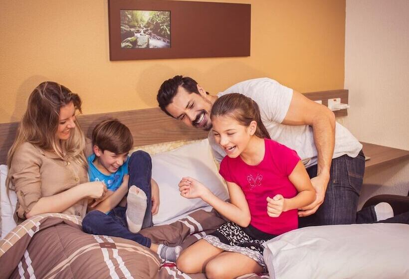 فندق 10 Uniao Da Vitoria