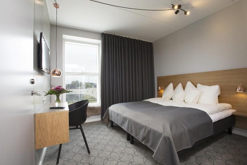 בית מלון כפרי Aalborg Airport