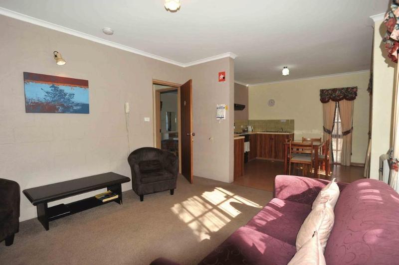 호텔 Alanvale Apartments & Motor Inn