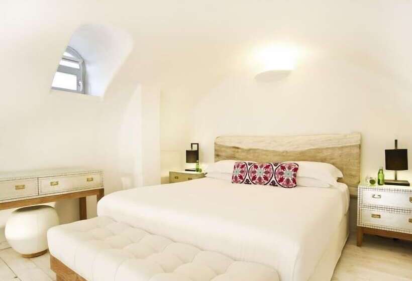 호텔 Allure Suites