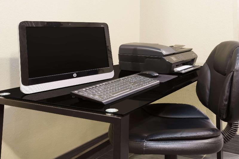 Отель Americas Best Value Inn Phenix City