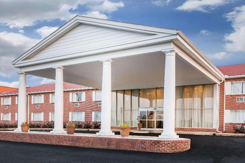 هتل Americas Best Value Inn Phenix City